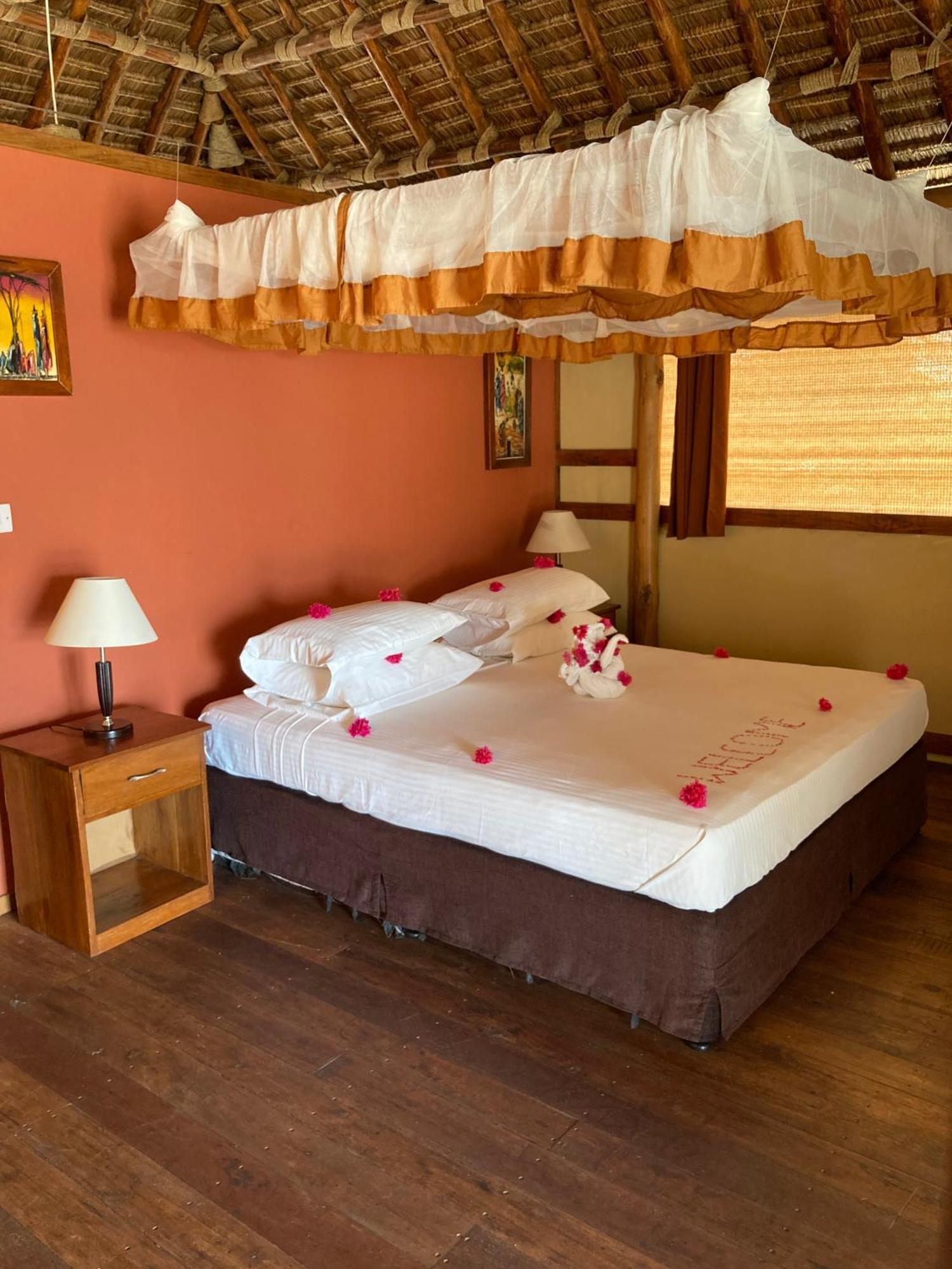 Barry'S Beach Resort Mkwaja Εξωτερικό φωτογραφία