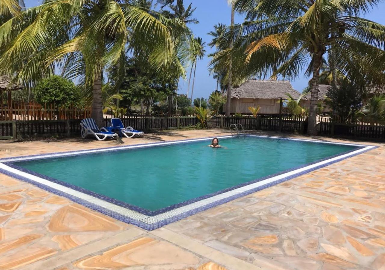 Barry'S Beach Resort Mkwaja Εξωτερικό φωτογραφία