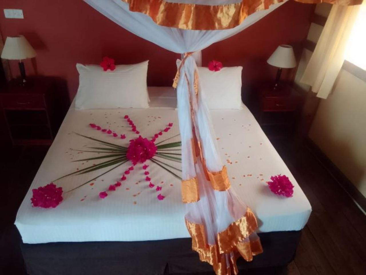 Barry'S Beach Resort Mkwaja Εξωτερικό φωτογραφία
